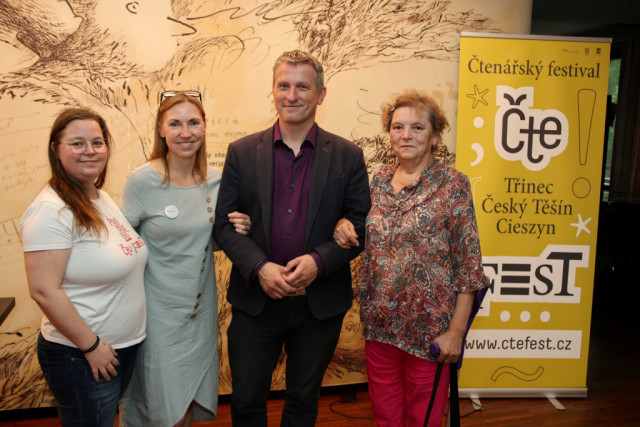 Vladimír Kořen a tým ČteFesT